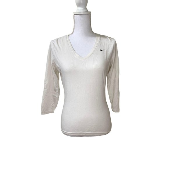 Nike Tops - Nike Small Woman's V Neck White 3/4 Sleeve T Shirt